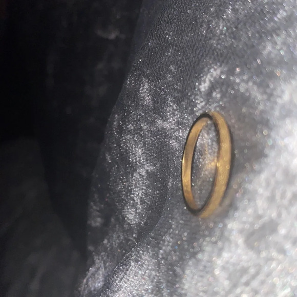 Vintage brushed gold  tone faux diamonds ring Sz 8 - Picture 9 of 12